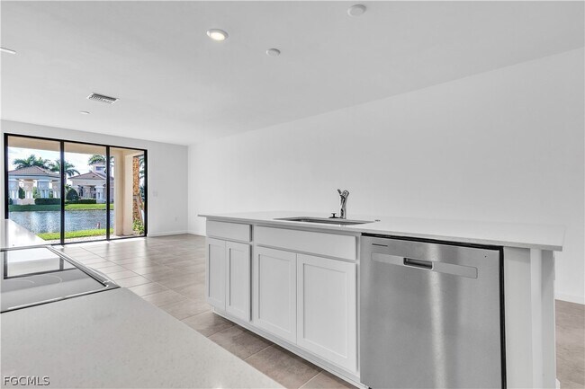 Building Photo - 1428 Weeping Willow Ct