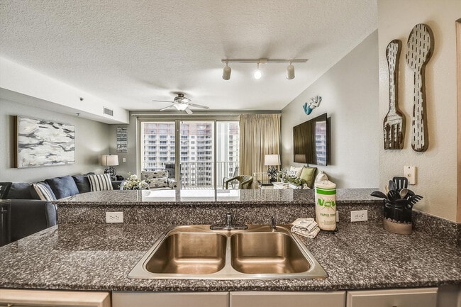 Building Photo - 104 Gulfside Ct