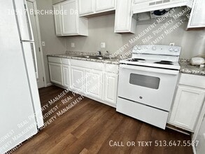 Building Photo - 10917 Birchridge Dr