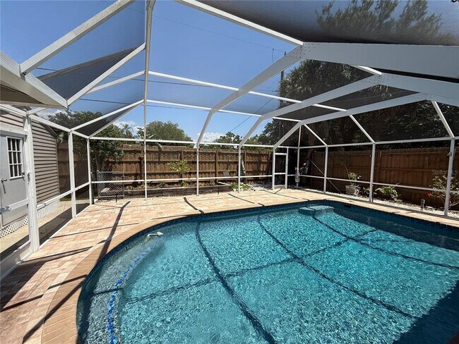 Building Photo - 2729 Nodosa Dr