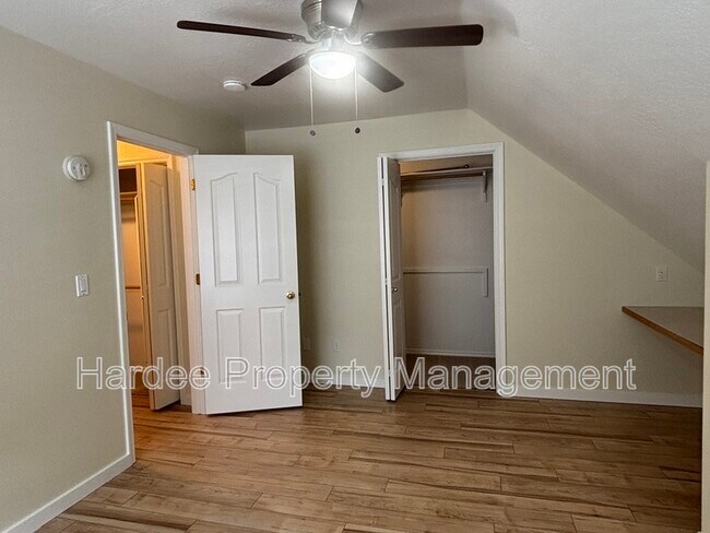 Building Photo - 3313 W Cherry Ln