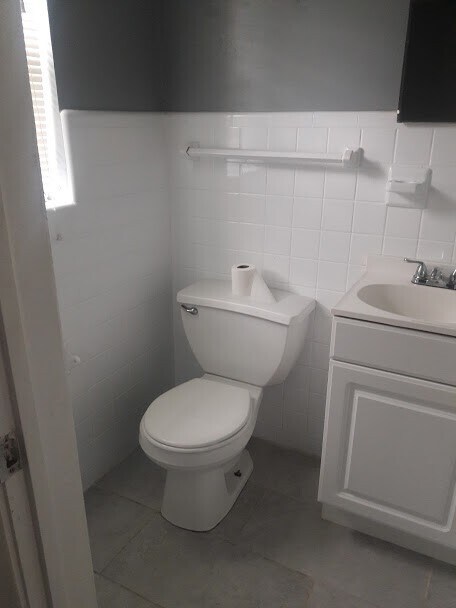 Building Photo - Stunning 3-Bedroom, 2-Bath Home in Desirab...