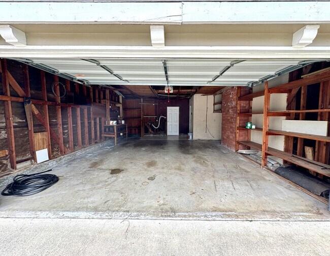 Building Photo - Coming June 2025 – Prime Claremont Location!
