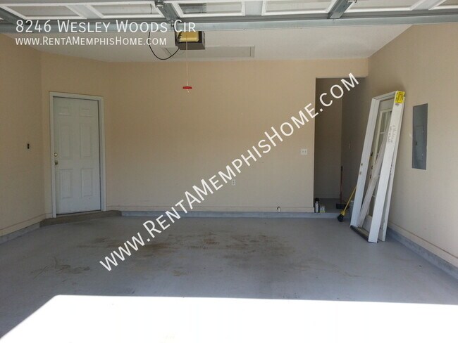 Building Photo - 8246 Wesley Woods Cir