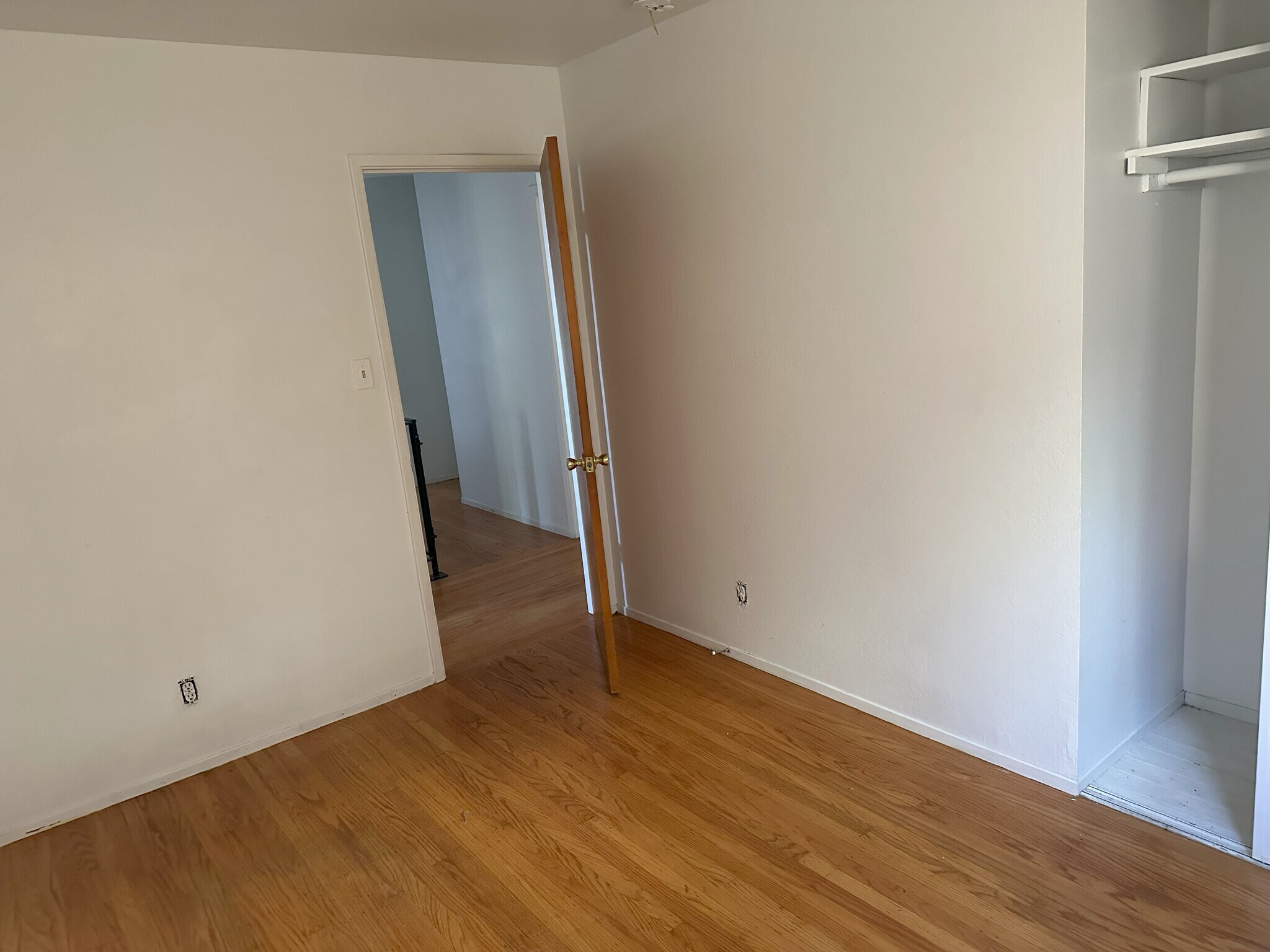 Building Photo - 2434 Mira Vista Dr