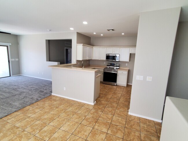 Building Photo - 17294 W Maui Ln