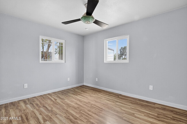 Building Photo - 1410 S 24th Ave