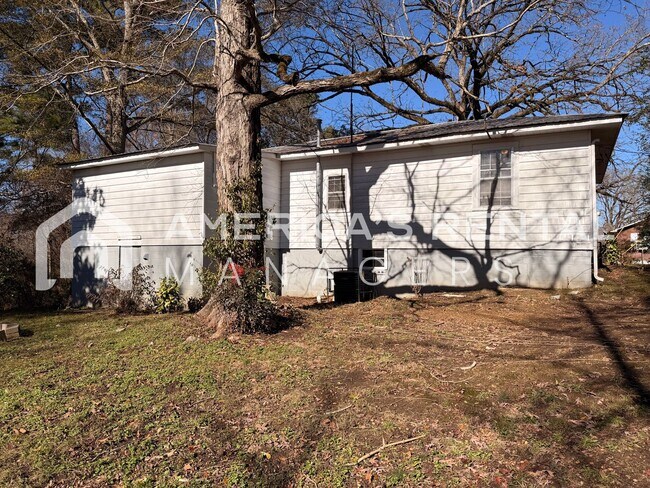 Building Photo - Charming & Spacious Graysville Home for Rent! SECTION 8 FREINDLY!