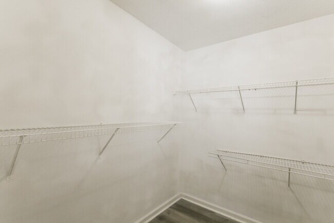 Building Photo - 729 Wood Bend Ct