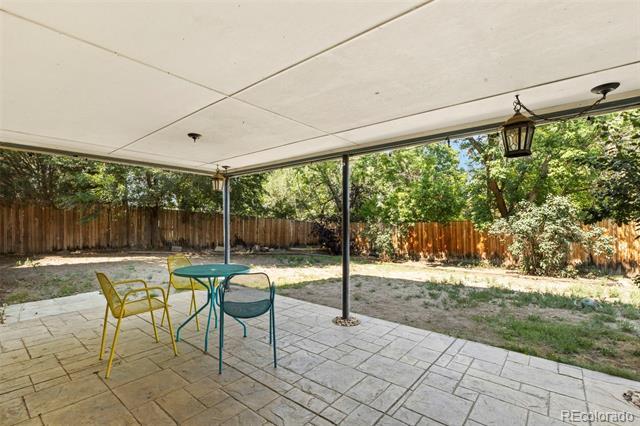 Building Photo - 1321 Eagle View Dr