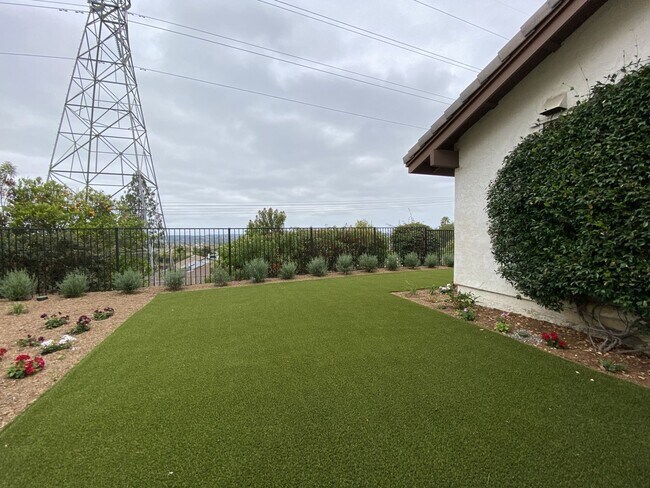 Building Photo - Spacious Home in La Costa with Nice View!!