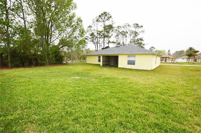 Building Photo - 18 Pittwick Ln