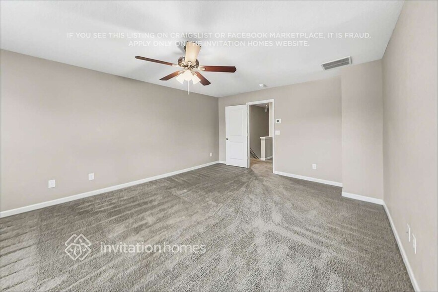 Building Photo - 407 Vermeer Ct