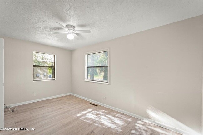 Building Photo - 5941 Caribbean Dr S