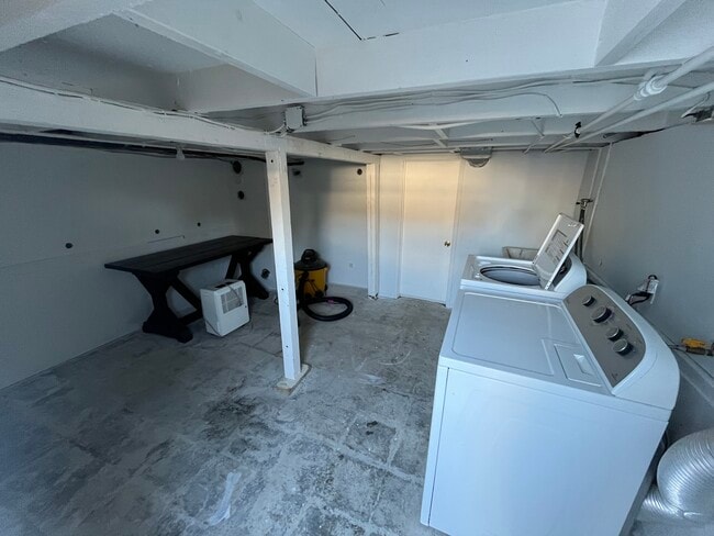 Building Photo - 3228 S Carolina St