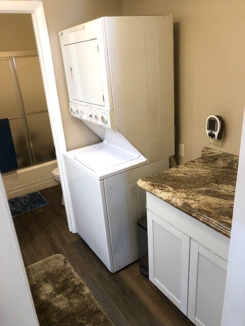 Building Photo - 230 Carriage Way