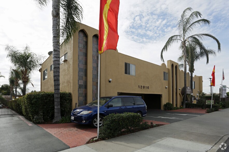 Imperial Palms Apartments 12016 Imperial Hwy Norwalk CA 90650 Apartment Finder
