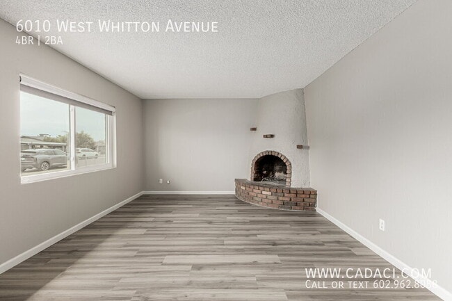 Building Photo - 6010 W Whitton Ave