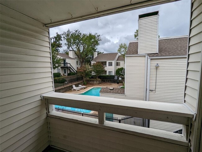 Building Photo - 7431 Holly Hill Dr