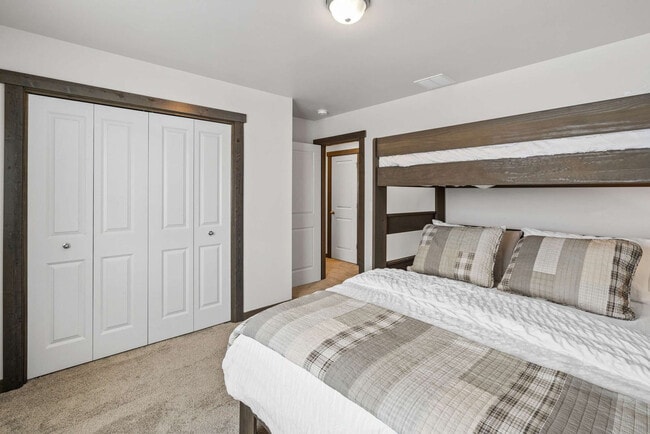 Building Photo - 2942 W Babcock St