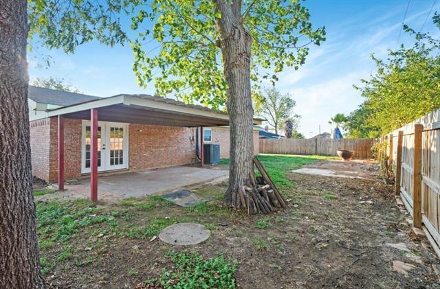 Building Photo - 503 NE 39th Ave