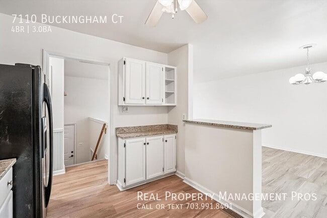 Building Photo - 7110 Buckingham Ct