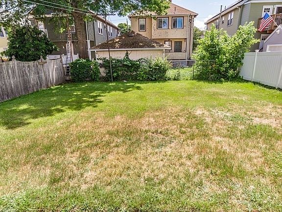 Building Photo - 23 Winthrop Rd