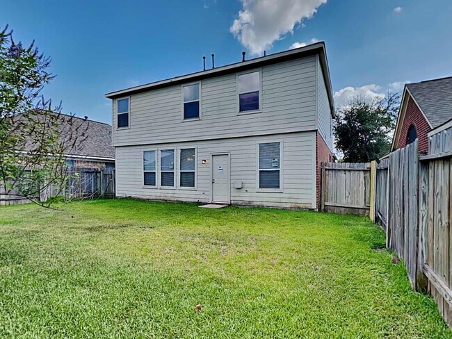 Building Photo - 12143 Landsdown Ridge Way