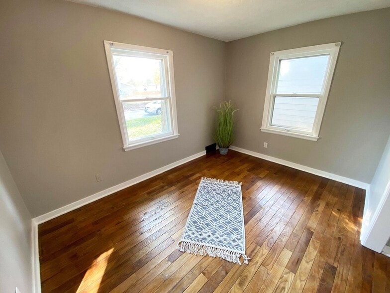 Building Photo - 1122 Franklin St