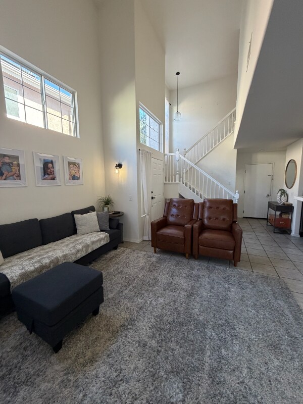 Building Photo - 2406 Maravilla Way