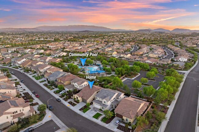 Building Photo - 3 Bedroom Model Home for Rent in Murrieta