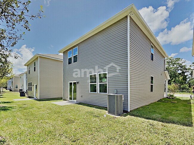 Building Photo - 8601 Highfield Ave