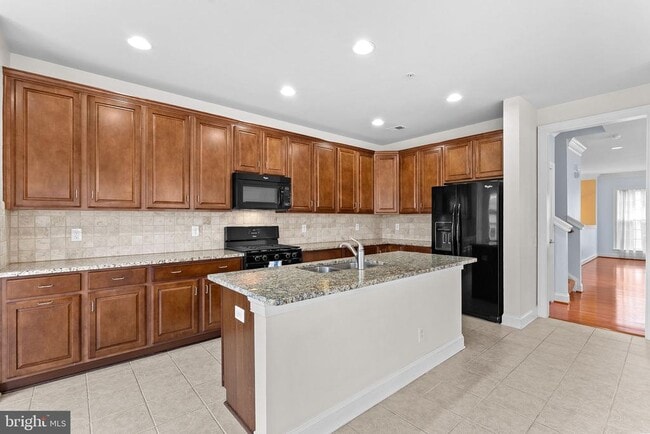 Building Photo - 42788 Lauder Terrace