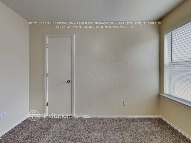 Building Photo - 6002 Lone Prairie Way