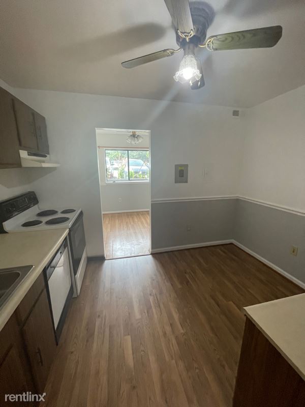 Building Photo - 1 br, 1 bath Condo - 9718 kingsbridge drive
