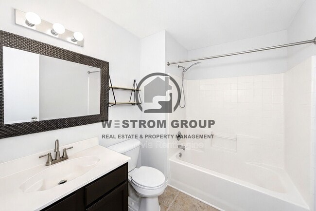 Building Photo - 8732 Polo Dr