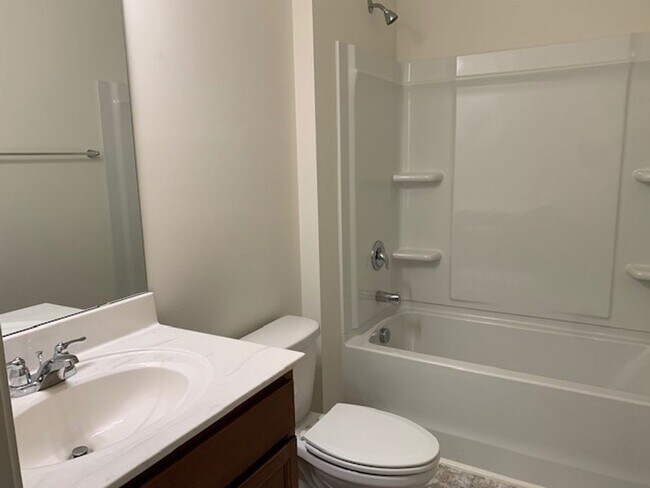 Building Photo - 1149 Noor Ln