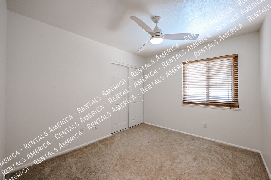 Building Photo - 4611 W Milky Way