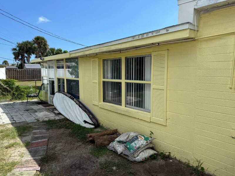 Building Photo - 23 Hibiscus Dr