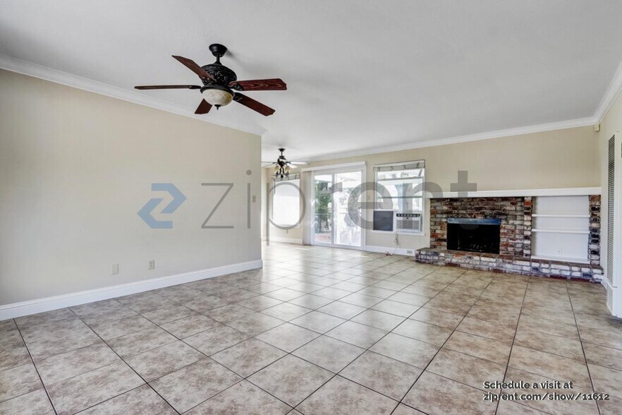 Building Photo - 4195 Brookside Dr