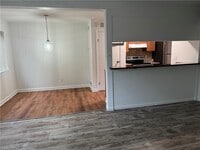 Building Photo - 136 Milrace Dr