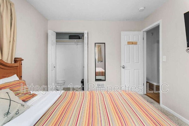 Building Photo - 11221 W 59th Terrace