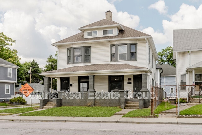 Building Photo - 3104 Central Ave