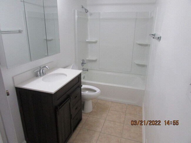 Building Photo - Lake View, Close to Shaw AFB!