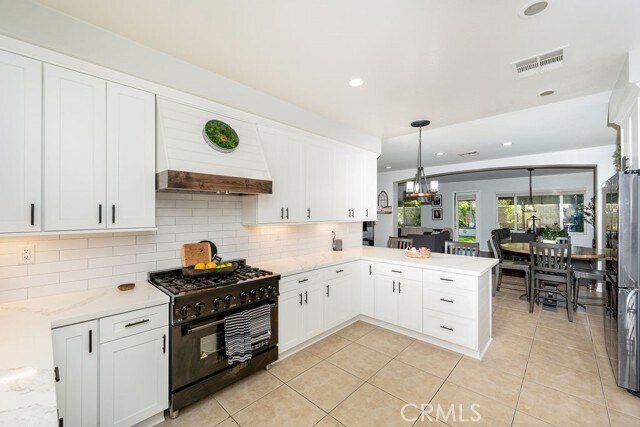 Building Photo - 31675 McCartney Dr