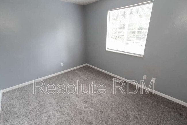 Building Photo - 3826 Ireland Dr