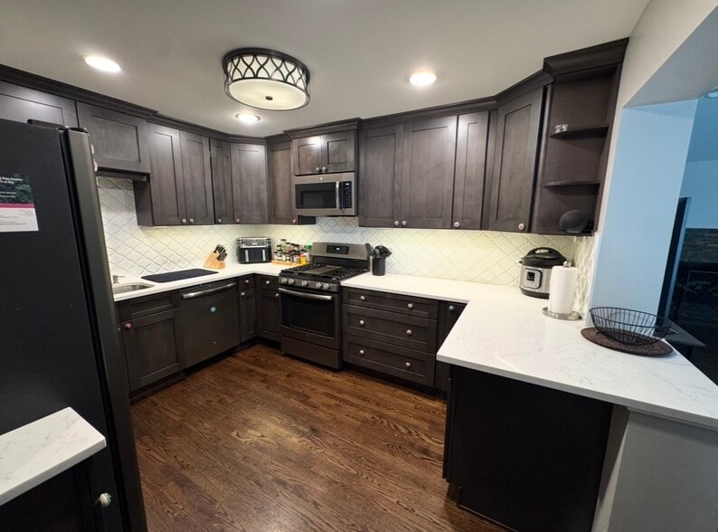 Building Photo - 3815 Bell St