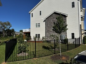 Building Photo - 1373 Palomino Trl