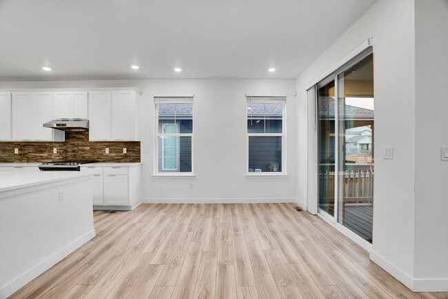 Building Photo - $3,650.00 - 4 Beds 3 Baths Single Family H...