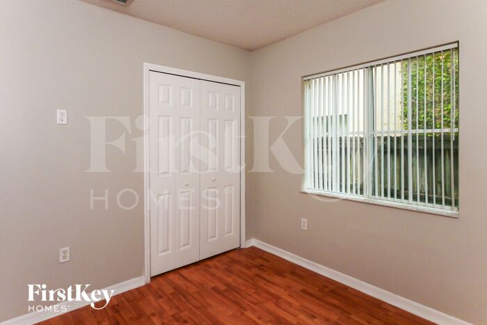 Building Photo - 11524 SW 152nd Ct